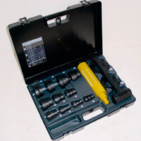The TM fitting tool set for a save , precise and quick mechanical mounting of bearings , sealing rings and pulleys. 